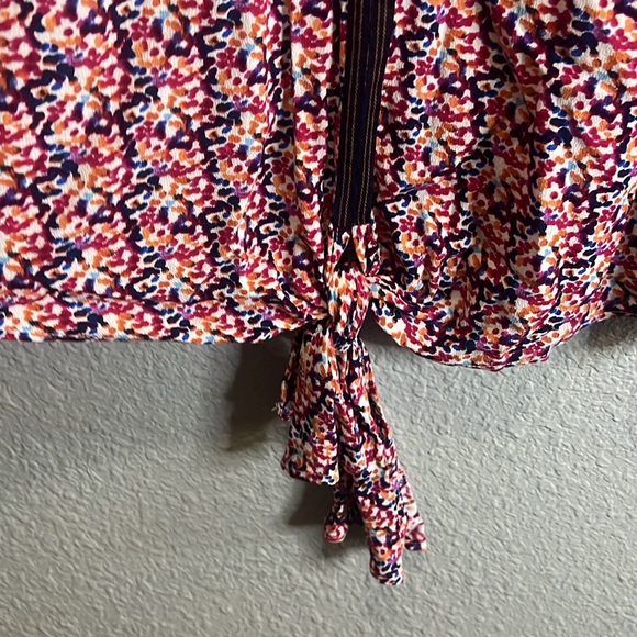 Democracy size M blouse with front tie - Picture 7 of 8